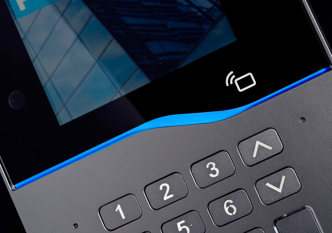 Placa CORA de Fermax: los 8 mejores escenarios de instalación donde resulta crucial